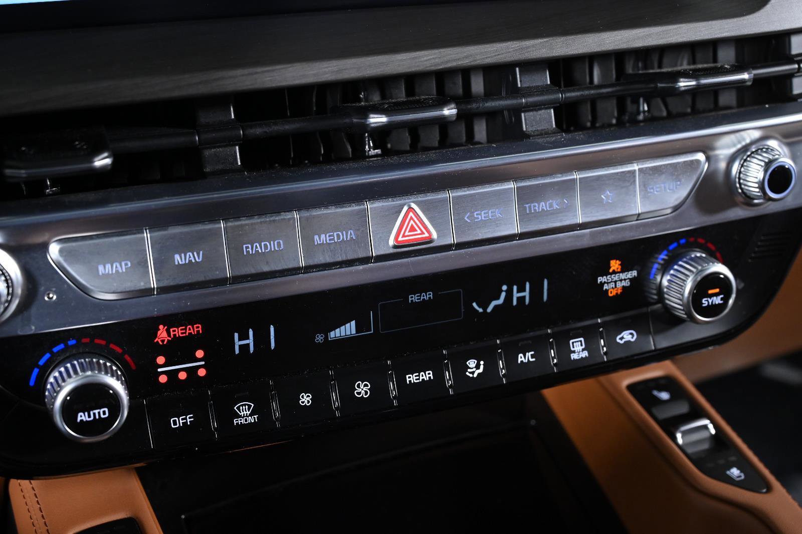 Used 2023 Kia Telluride SX Prestige X-Pro image 16