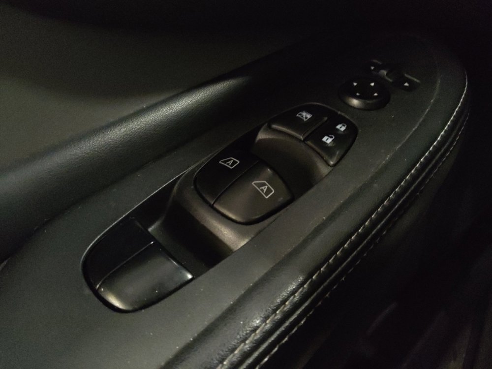 Used 2019 Nissan Murano S image 27