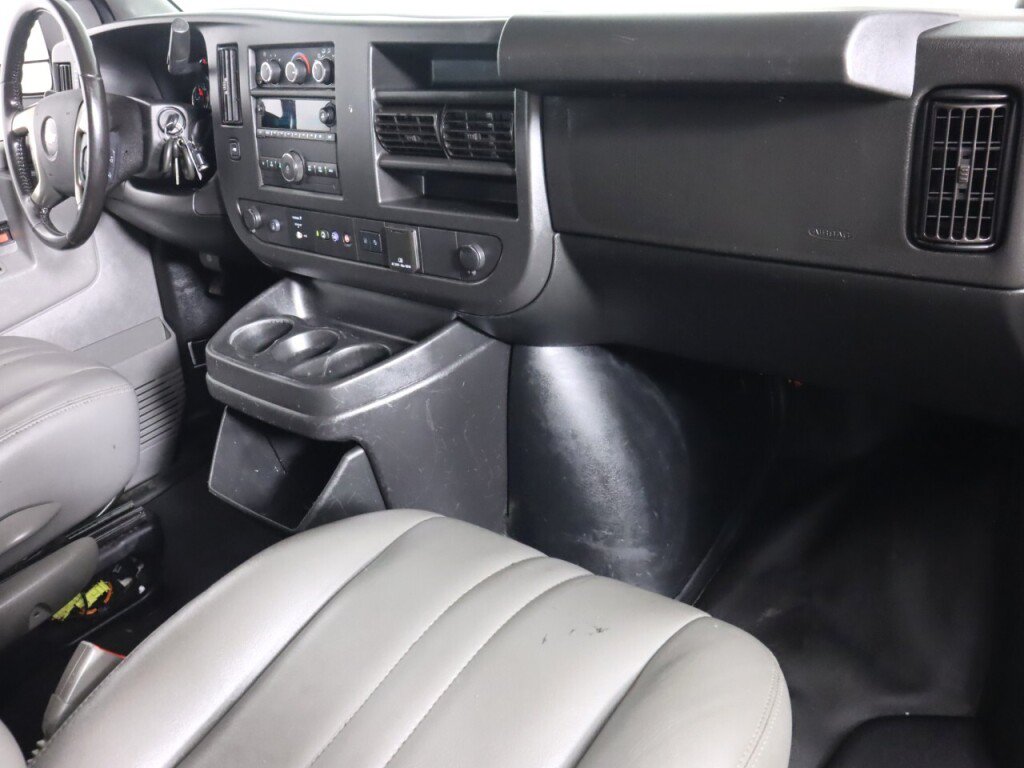 Used 2019 Chevrolet Express 2500 w/ Driver Convenience Package RWD image 36