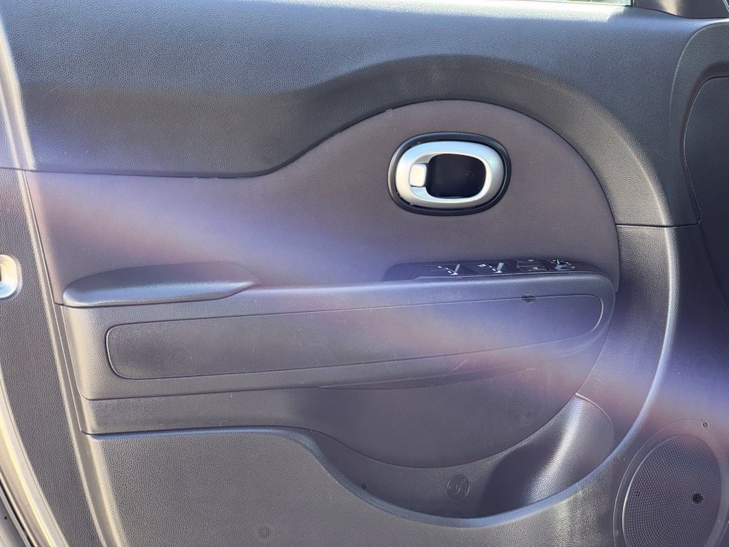 Used 2019 Kia Soul FWD image 9
