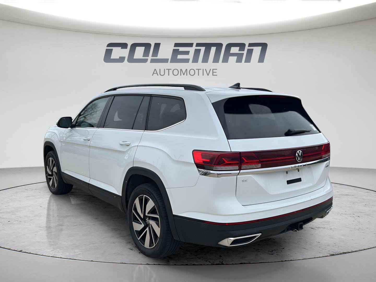 Used 2024 Volkswagen Atlas SE image 7