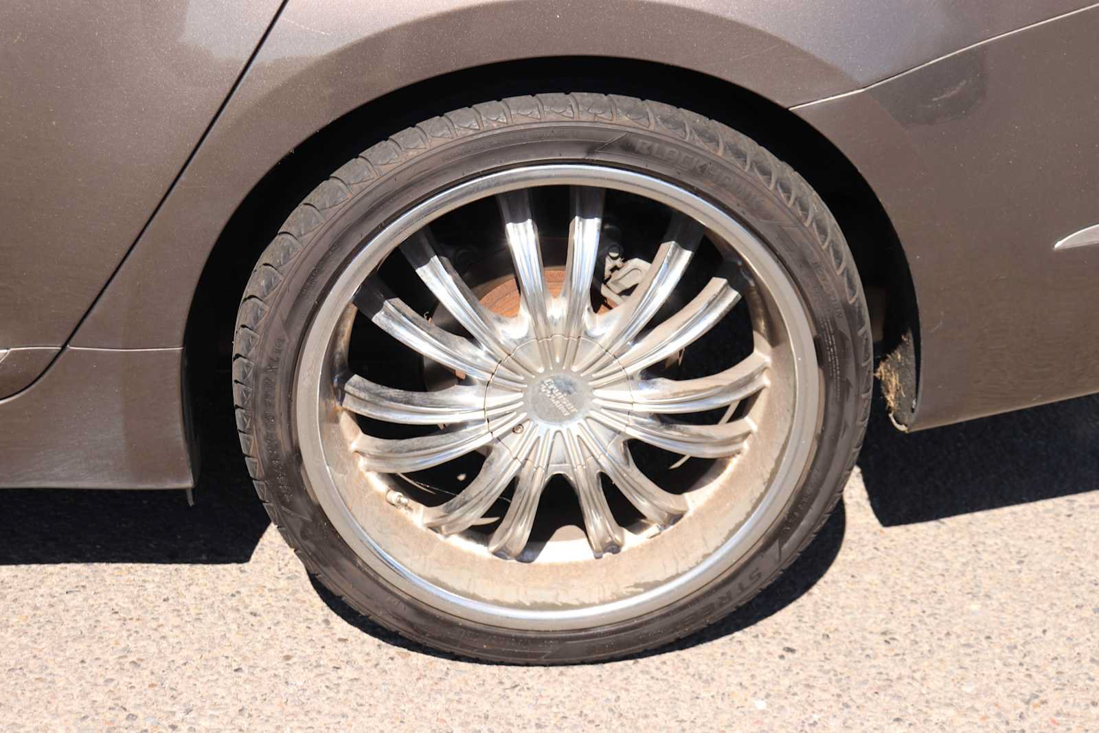 Used 2015 Kia Cadenza Premium FWD image 9