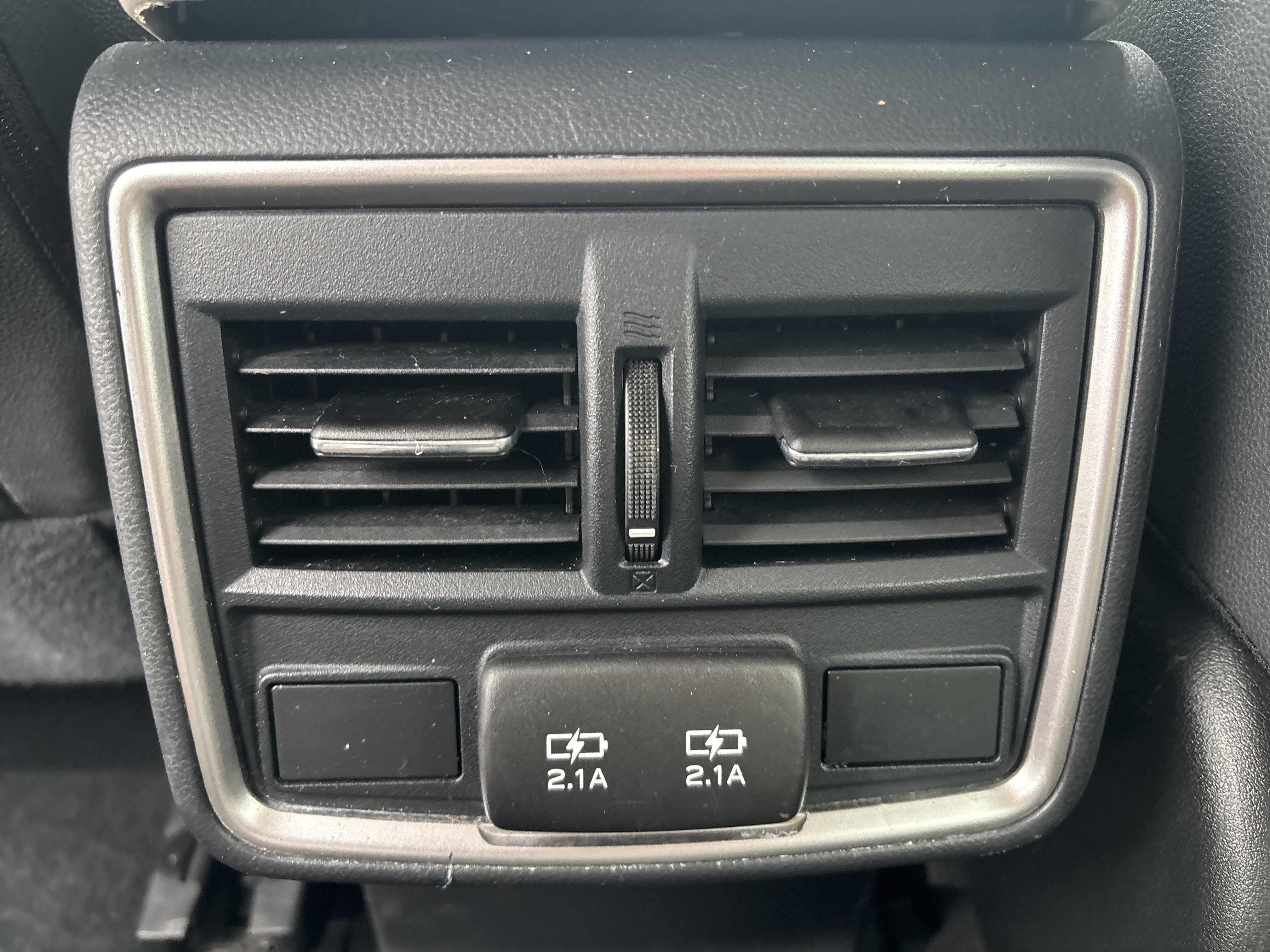 Used 2020 Subaru Forester Premium image 15