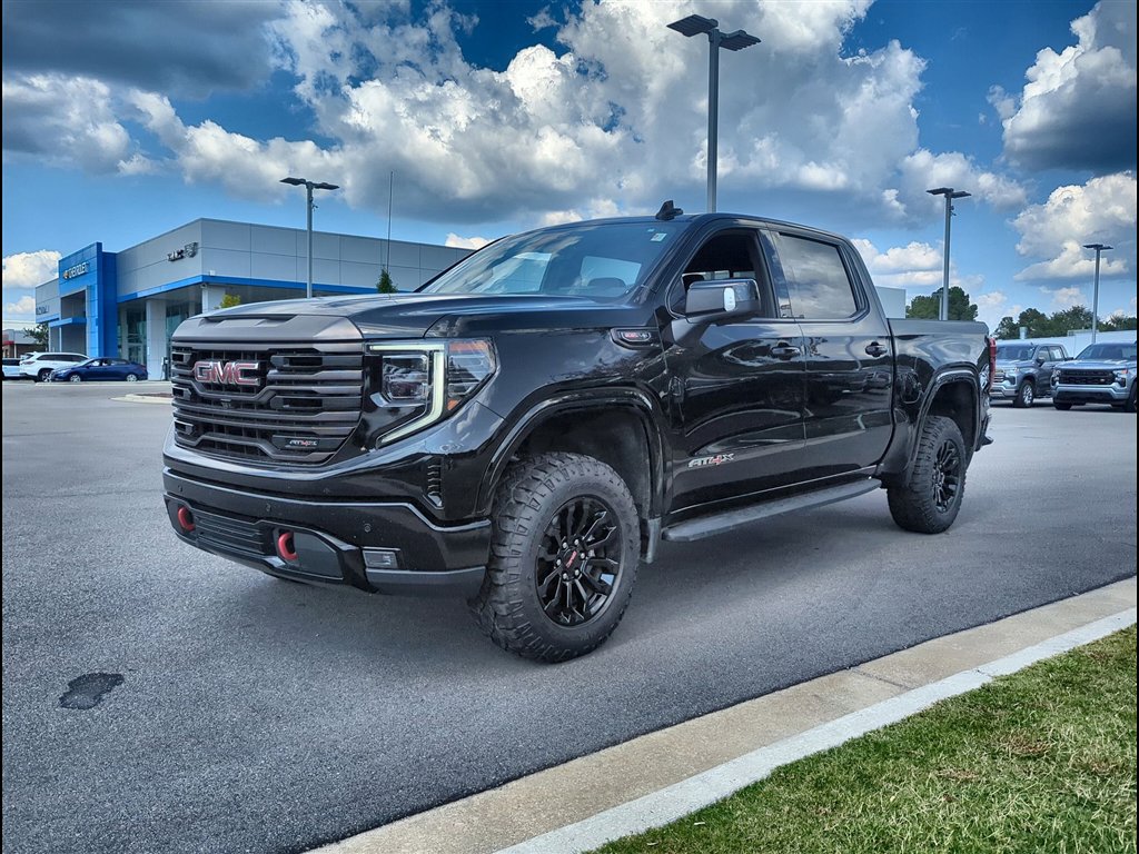 Certified 2022 GMC Sierra 1500 AT4X image 1