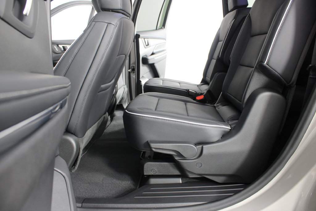 New 2027 Buick Enclave Sport Touring FWD image 18