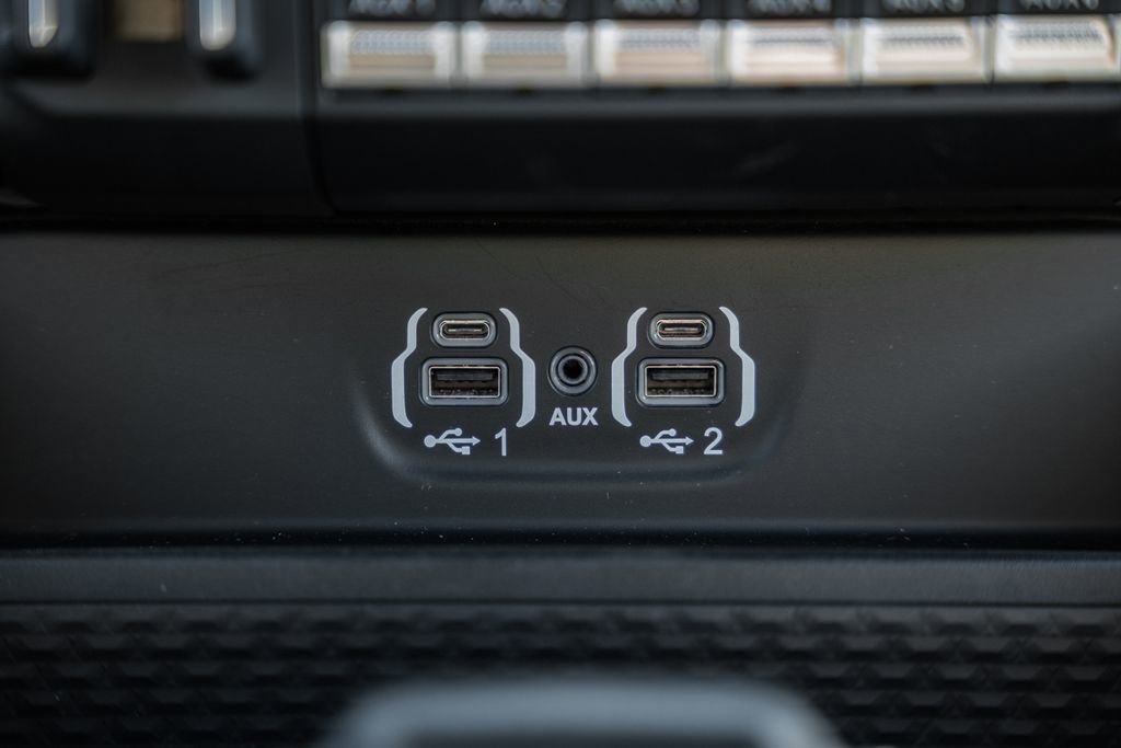 Used 2024 RAM 3500 Laramie w/ Sport Appearance Package image 33