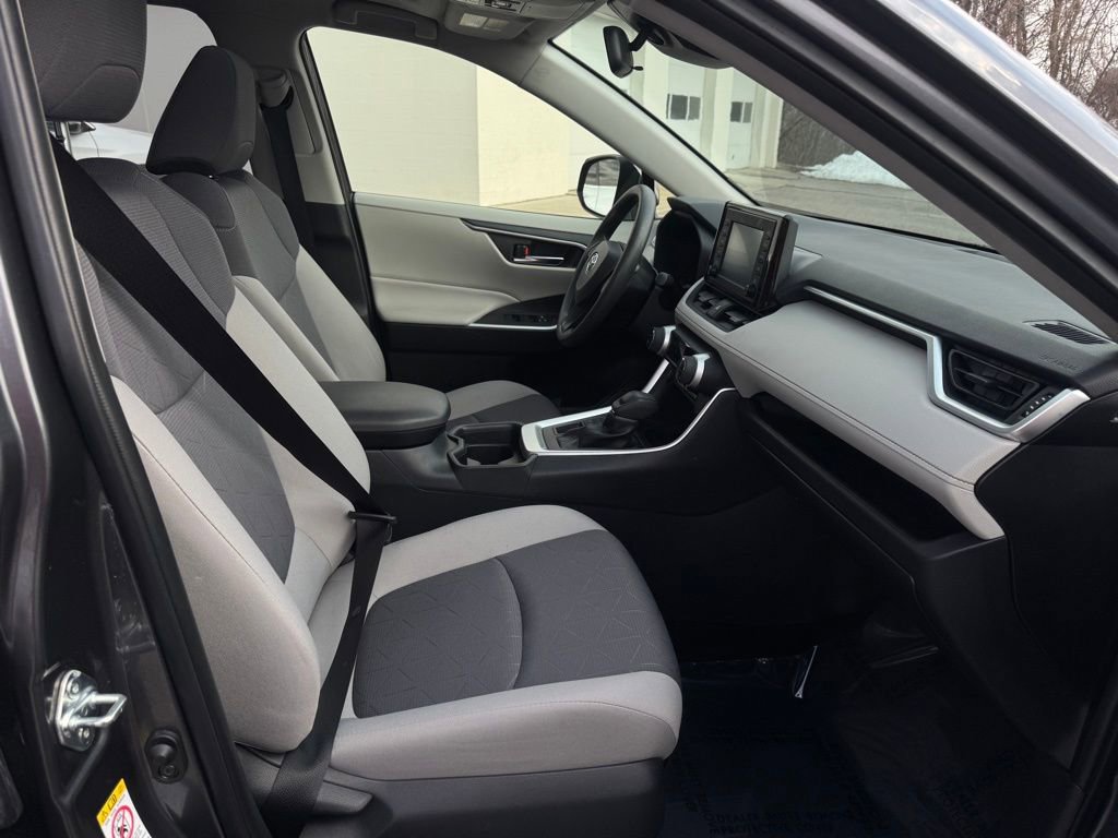 Used 2019 Toyota RAV4 XLE w/ All Weather Liner Package image 21