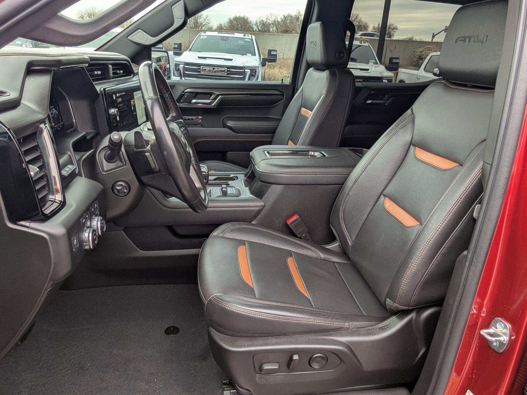 Certified 2022 GMC Sierra 1500 AT4 w/ AT4 Premium Package image 24