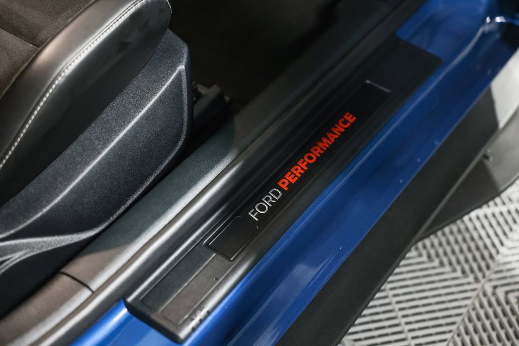 Used 2020 Ford Mustang Shelby GT500 w/ Technology Package image 25