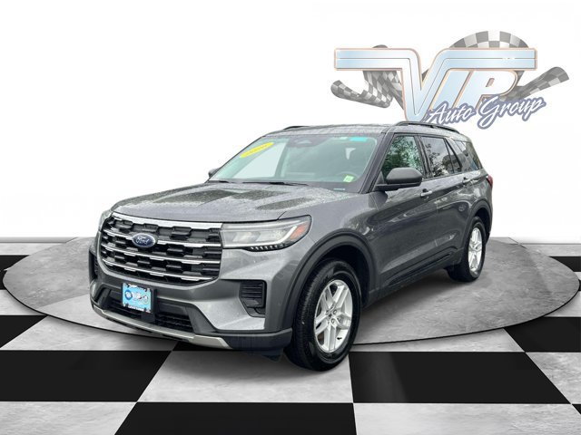 Used 2026 Ford Explorer Active AWD/4WD image 4