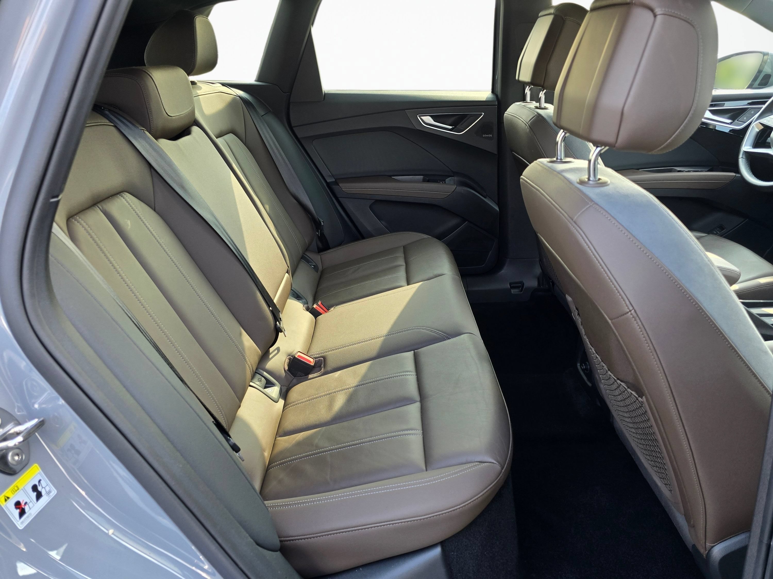 Used 2023 Audi Q4 e-tron Premium Plus w/ Premium Plus AWD/4WD image 23