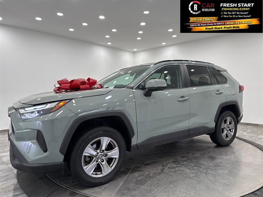 Used 2022 Toyota RAV4 XLE image 15