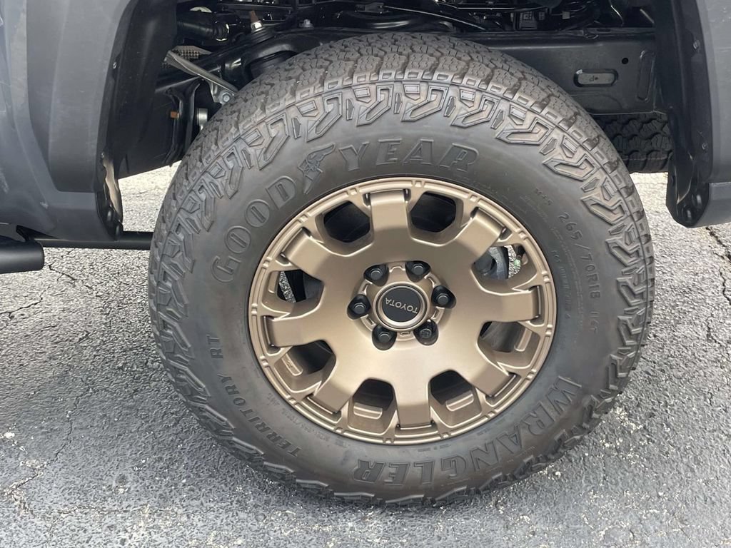 New 2026 Toyota Tacoma 4x4 Double Cab Hybrid image 7