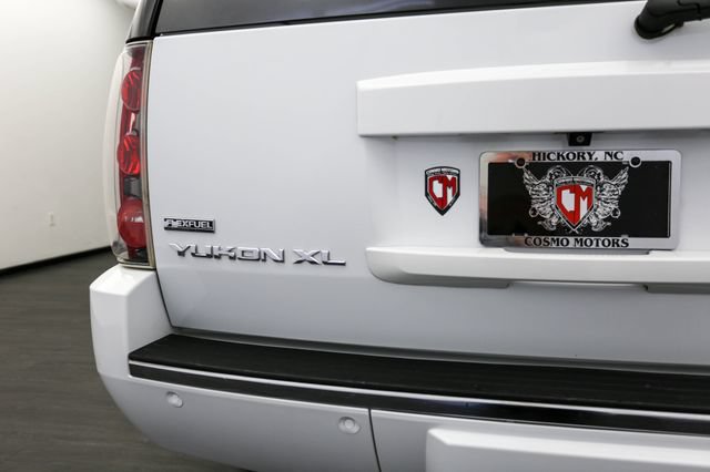 Used 2011 GMC Yukon XL Denali AWD/4WD image 40
