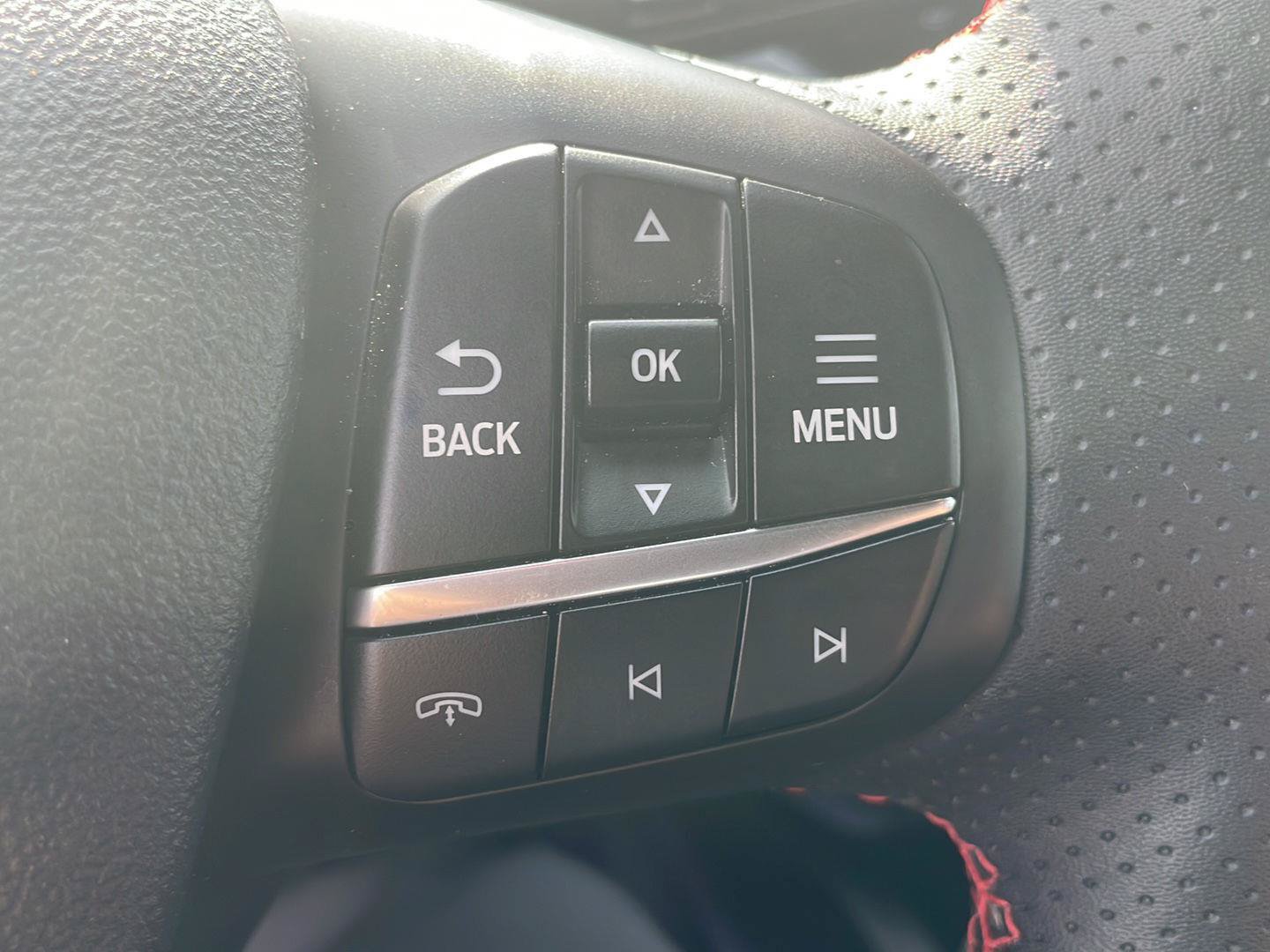Used 2024 Ford Escape ST-Line w/ Tech Pack #1 AWD/4WD image 16