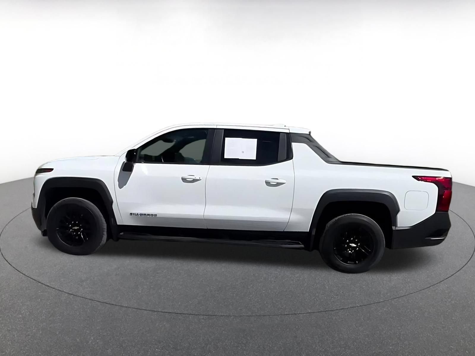 Used 2024 Chevrolet Silverado EV W/T AWD/4WD image 12