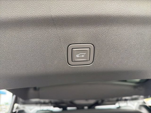 New 2026 Chevrolet Tahoe Premier w/ Sun And Tow Package RWD image 30