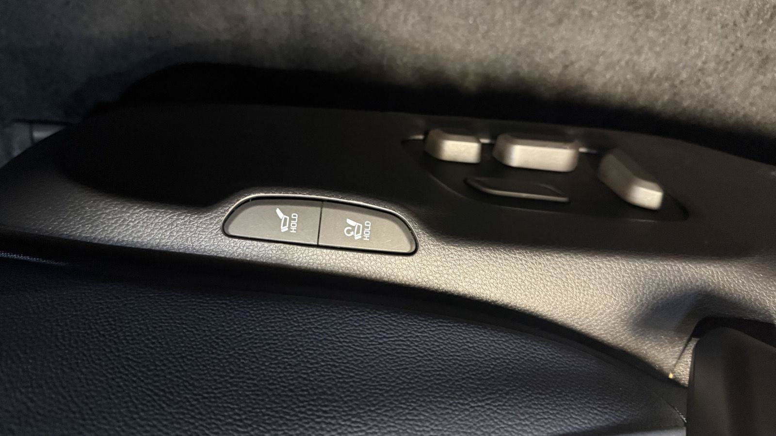 Used 2026 Kia Carnival SX Prestige FWD image 21