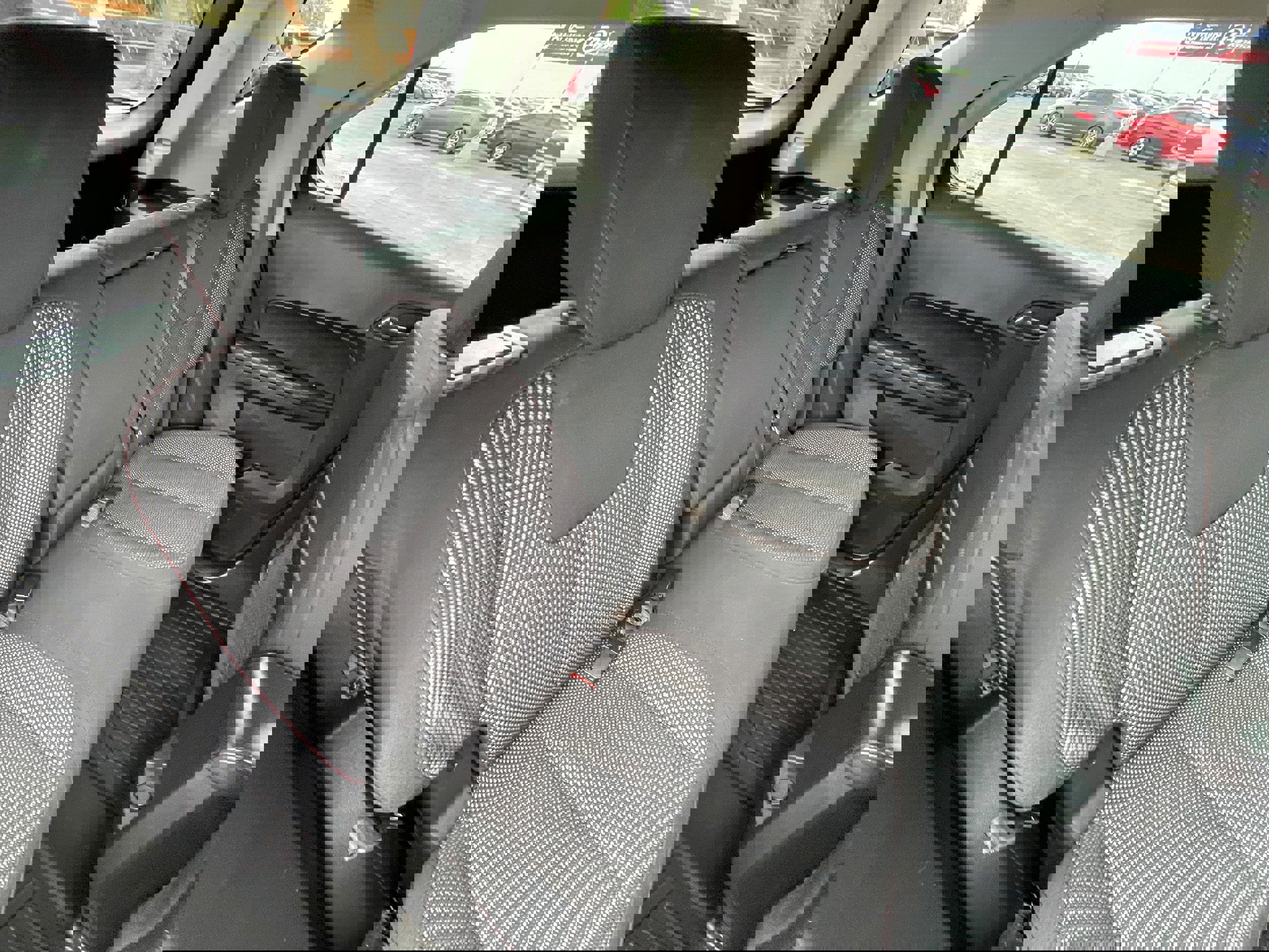 Used 2017 Chevrolet Equinox LT image 23