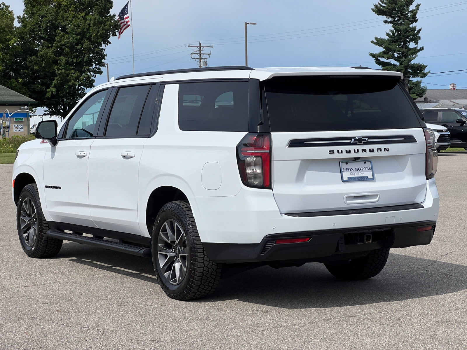 Certified 2024 Chevrolet Suburban Z71 w/ Off-Road Capability Package AWD/4WD image 54
