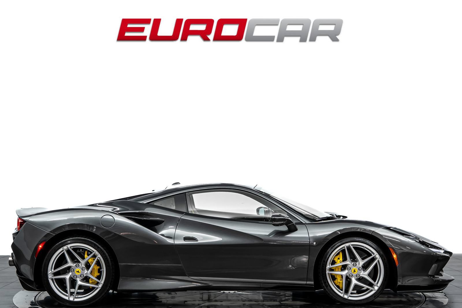 Used 2021 Ferrari F8 Tributo RWD image 6