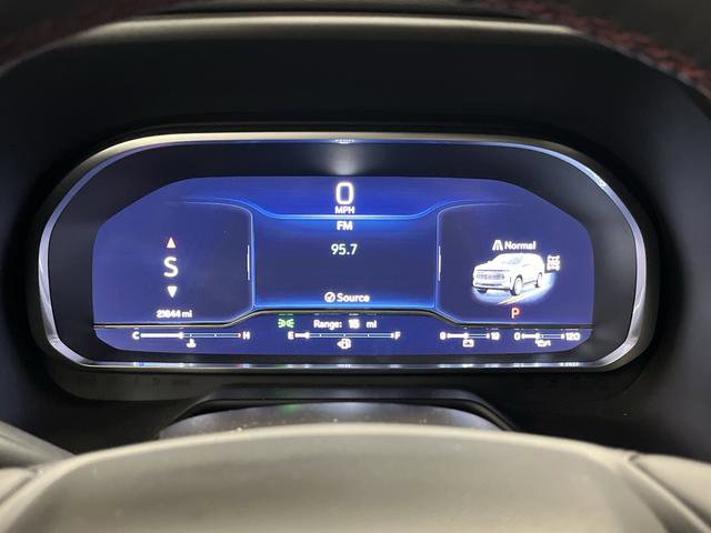 Used 2023 Chevrolet Tahoe RST w/ RST Performance Edition image 17