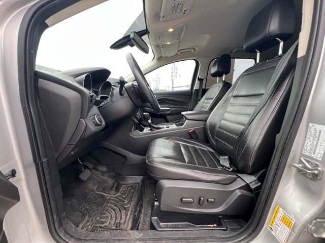 Used 2017 Ford Escape Titanium image 18