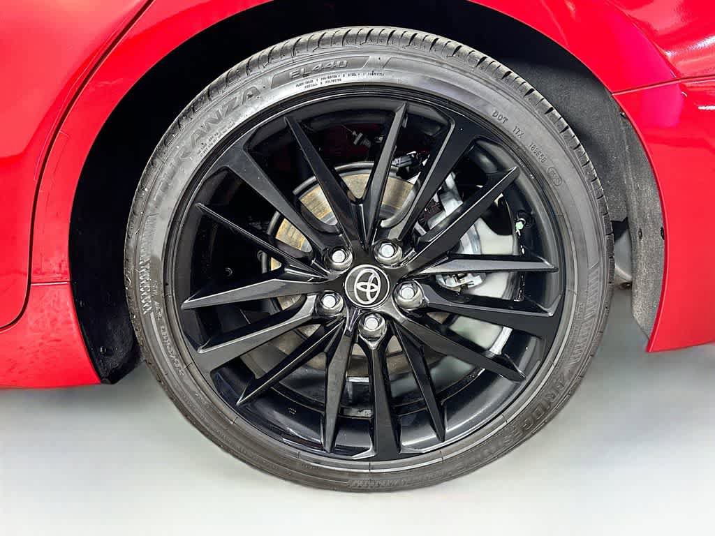 Used 2021 Toyota Camry XSE FWD image 8
