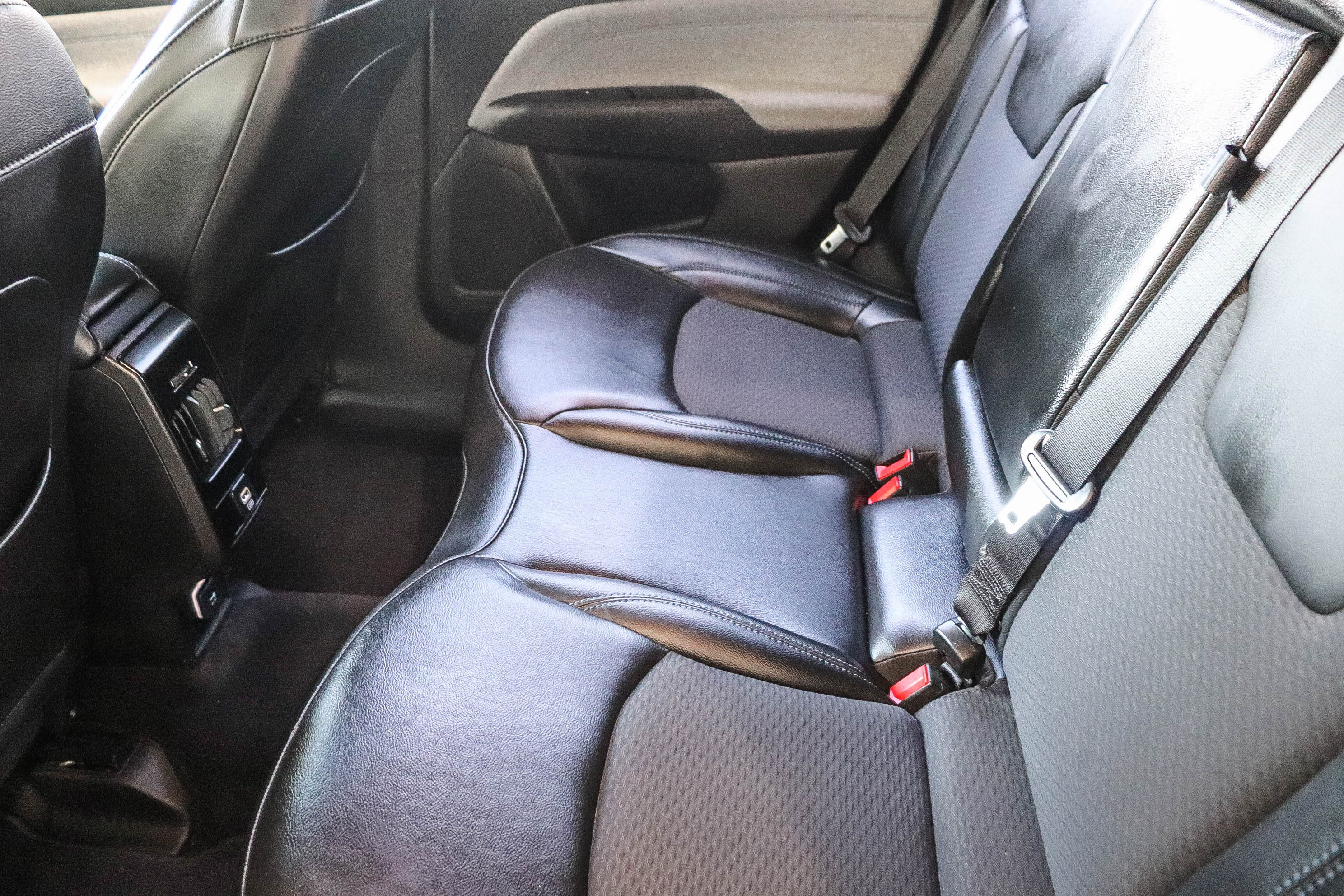 Used 2022 Jeep Compass Latitude FWD image 21
