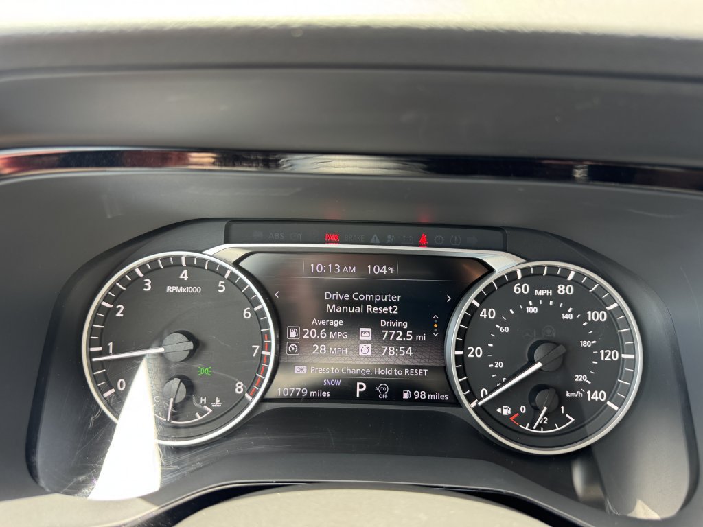 Used 2024 Nissan Pathfinder SV w/ Lighting Package (N92) FWD image 18