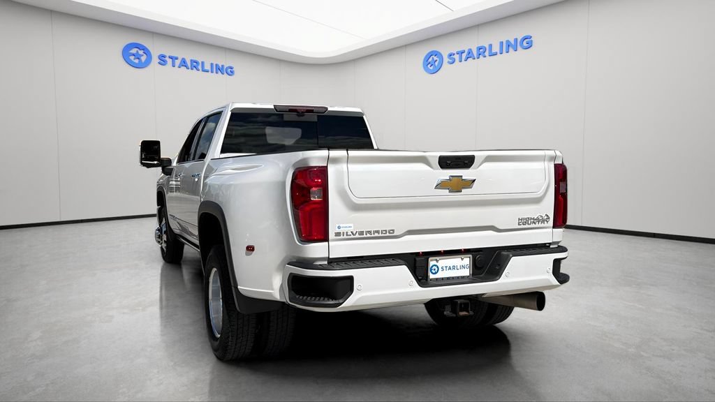 Certified 2024 Chevrolet Silverado 3500 High Country w/ High Country Premium Package AWD/4WD image 7