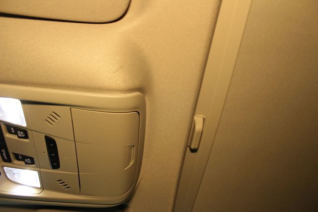 Used 2021 Buick Enclave Essence image 30