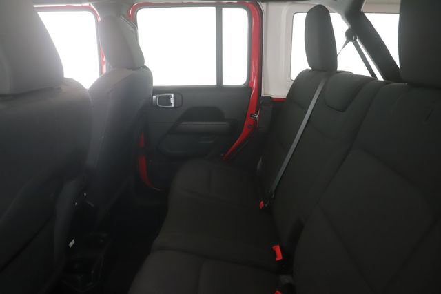 Used 2022 Jeep Wrangler Unlimited Sahara w/ Cold Weather Group AWD/4WD image 27
