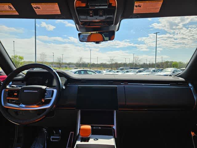 Used 2025 Land Rover Range Rover SE AWD/4WD image 18