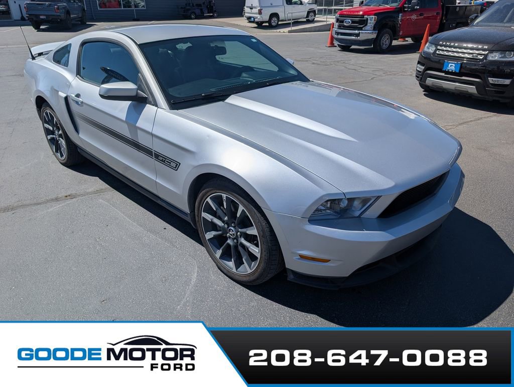 Used 2012 Ford Mustang GT Premium RWD image 1