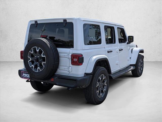 Used 2026 Jeep Wrangler Unlimited Sahara AWD/4WD image 5