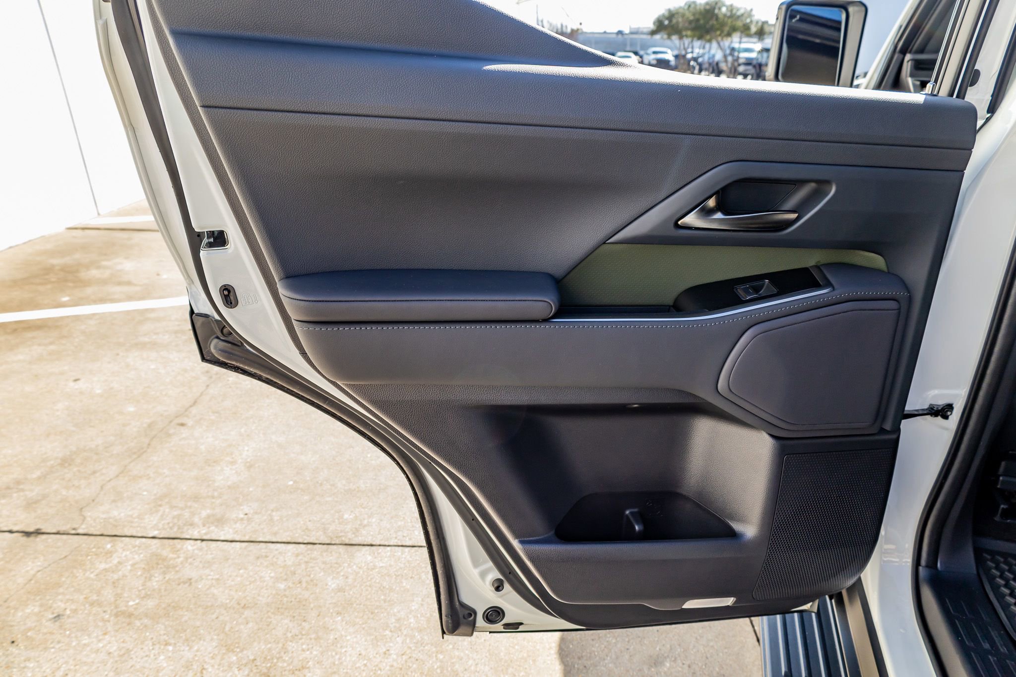 Used 2025 Lexus GX 550 550 Overtrail image 38