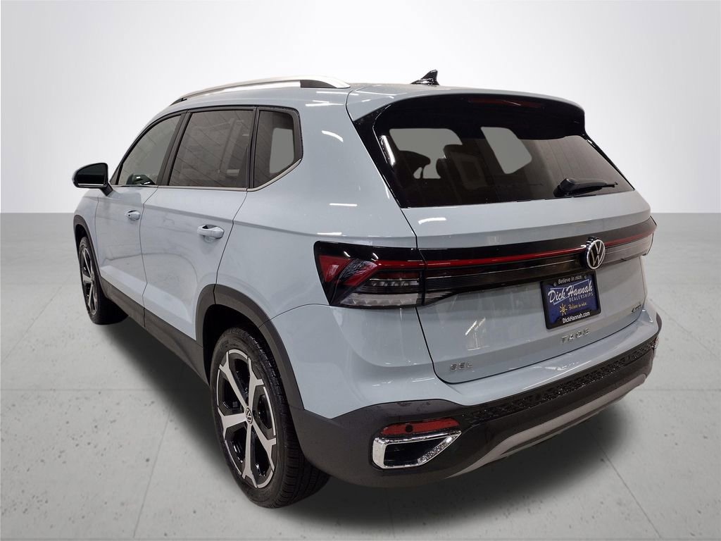New 2026 Volkswagen Taos SEL image 10