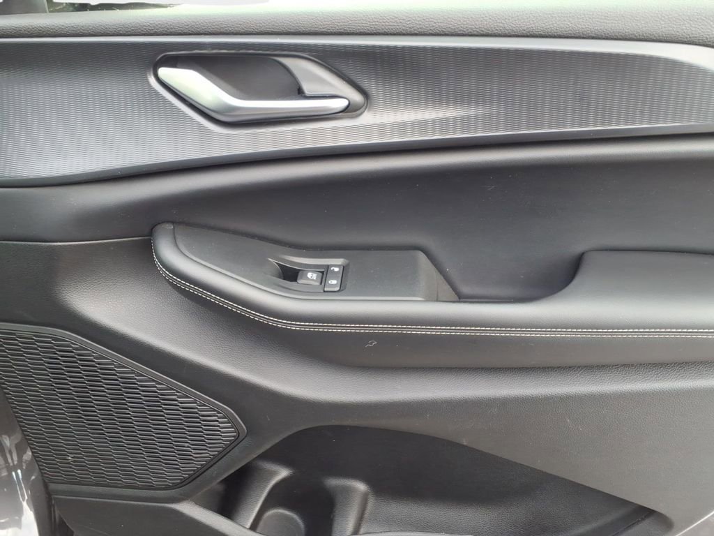 Certified 2024 Jeep Grand Cherokee L Laredo image 23