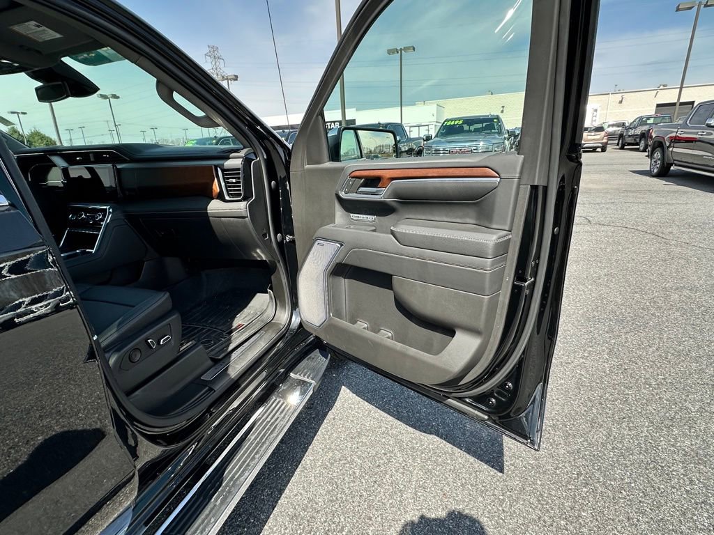 Certified 2023 GMC Sierra 1500 Denali AWD/4WD image 13