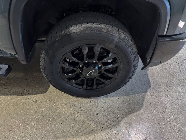 Used 2025 Chevrolet Silverado 2500 LTZ w/ Trail Boss Package AWD/4WD image 29