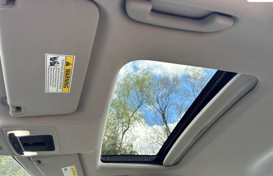 Used 2022 Honda Civic EX image 10