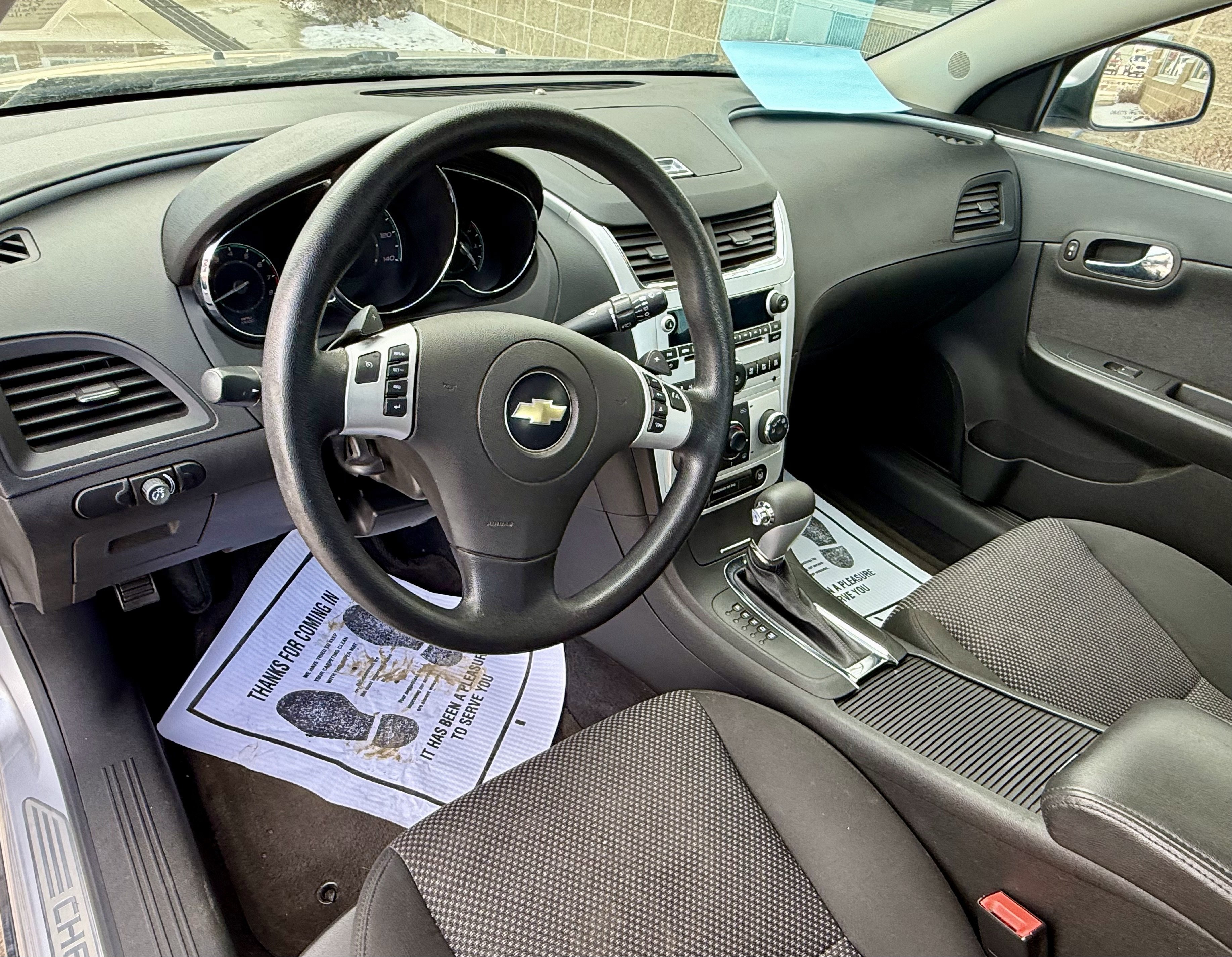 Used 2010 Chevrolet Malibu LT w/ Power Convenience Package image 10