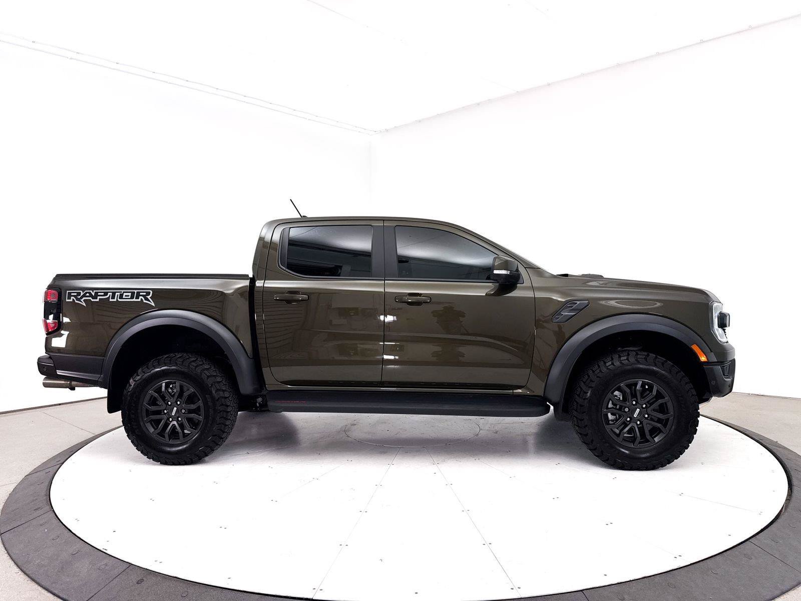 Used 2024 Ford Ranger Raptor AWD/4WD image 40