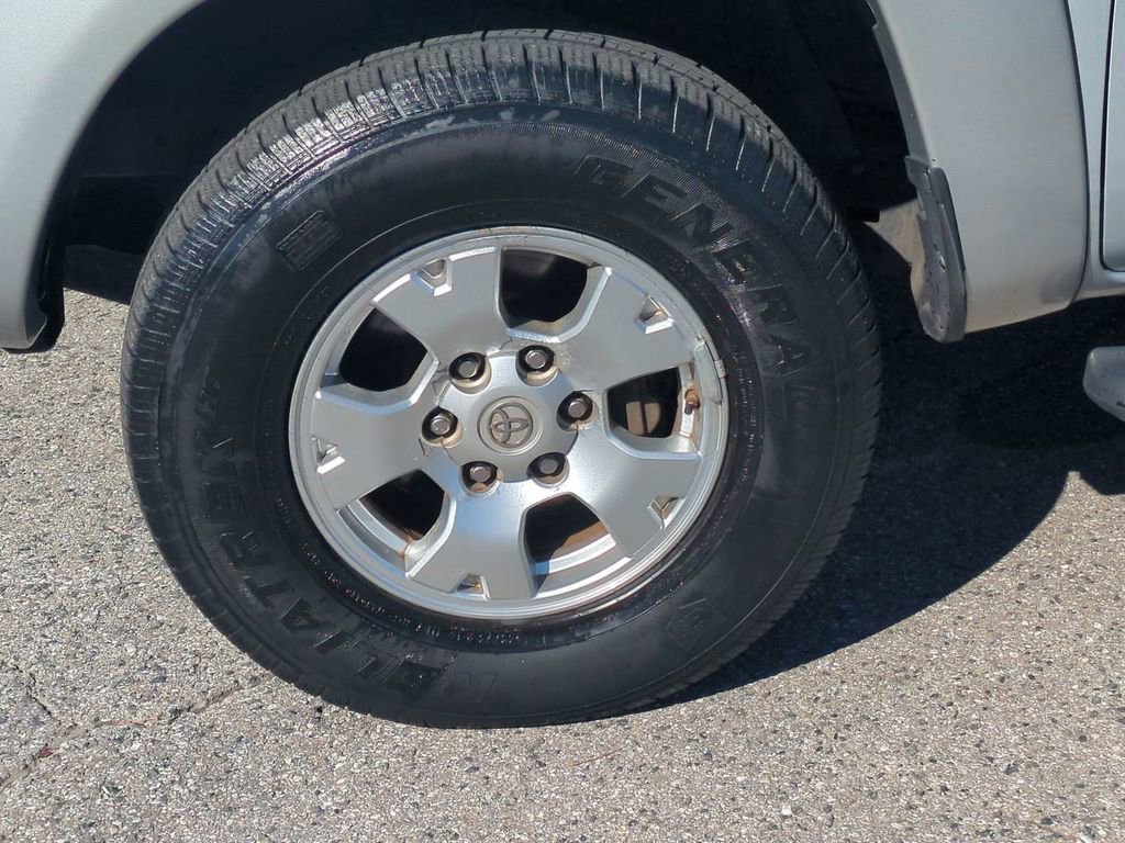 Used 2007 Toyota Tacoma PreRunner image 11