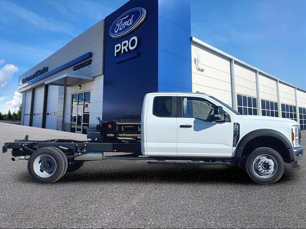 New 2026 Ford F450 XL w/ XL Chrome Package AWD/4WD image 2