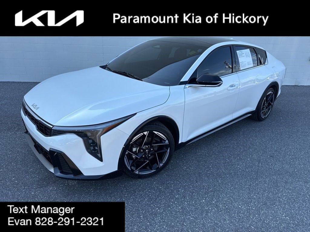 Used 2025 Kia K4 GT-Line w/ GT-Line Sunroof Package FWD image 1