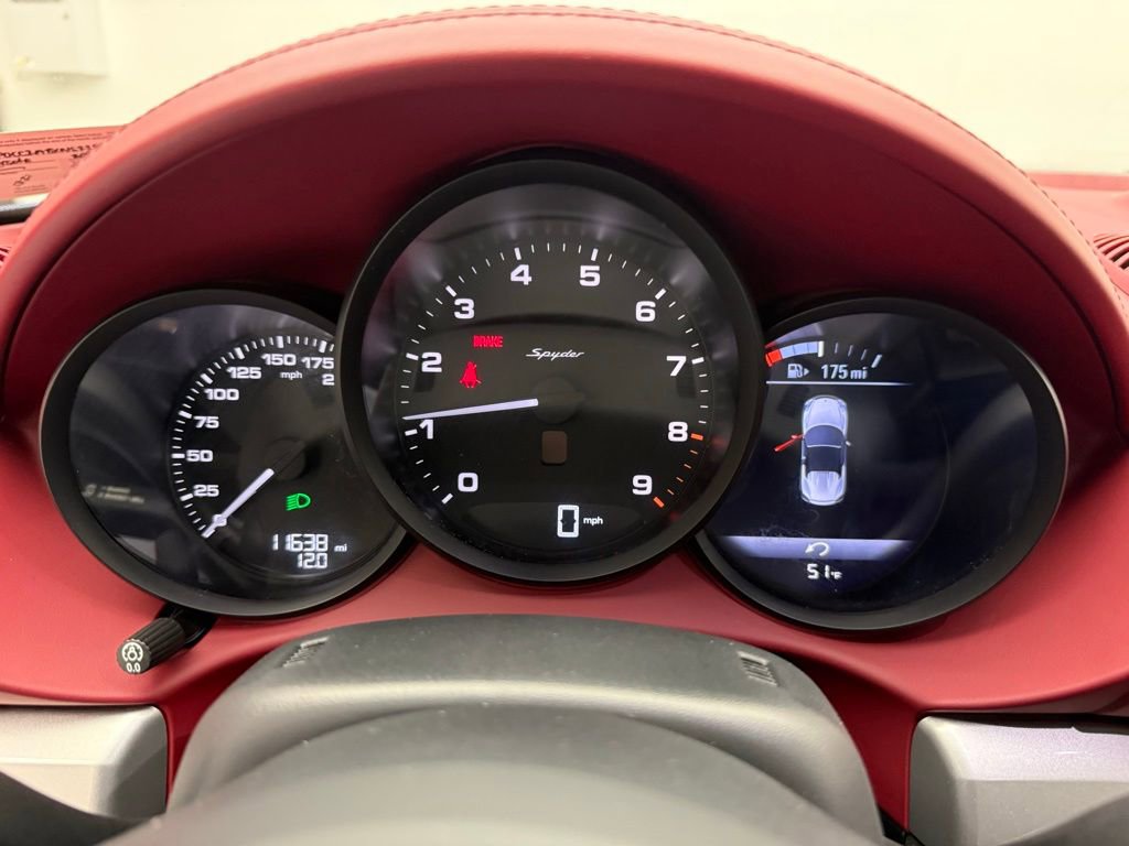 Used 2022 Porsche 718 Boxster Spyder image 11