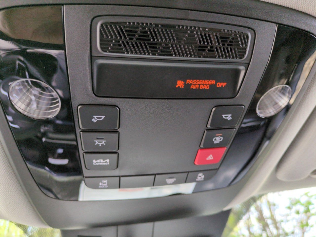 New 2026 Kia Carnival FWD image 22