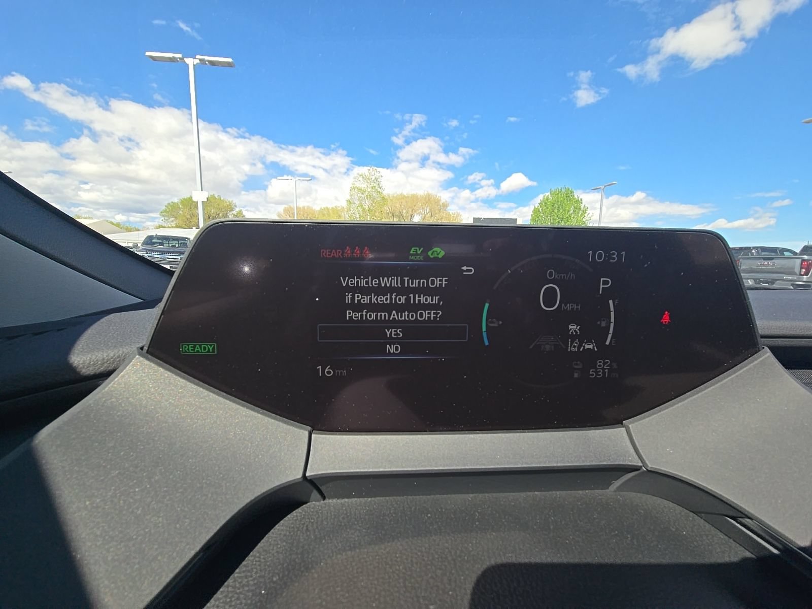 New 2025 Toyota Prius Plug-In Hybrid FWD image 13